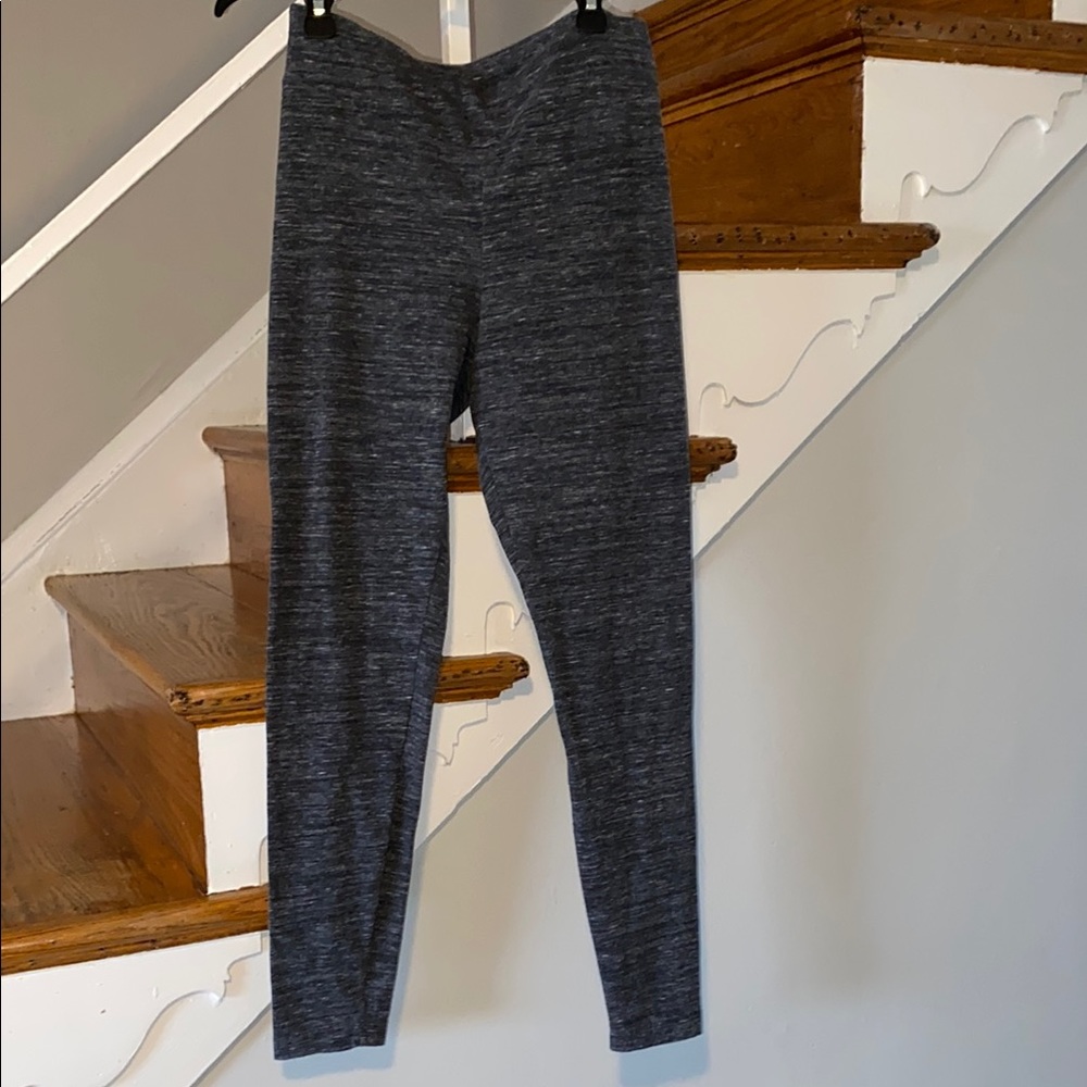 Time and Tru Gray Leggings with Elastic Waistband Size Small